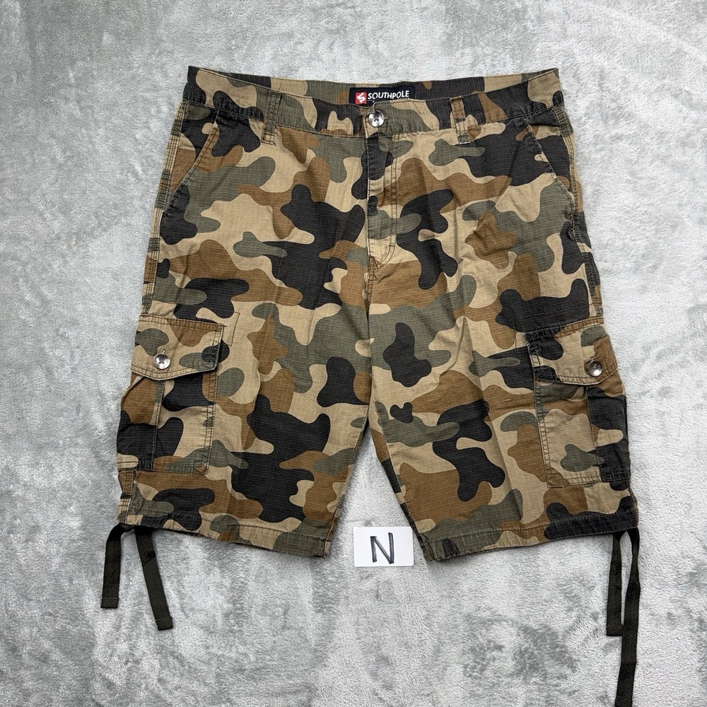 SouthPole Shorts Men's 40 Camo Baggy Fit Cargo Y2K Hip Hop Rap VTG